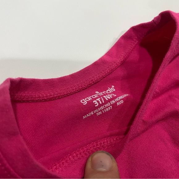 2/$15- under armor- it’s a girls world. Garanimals- dark pink long sleeve 3T - Picture 4 of 4